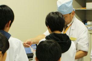 病院見学ツアー:分包体験